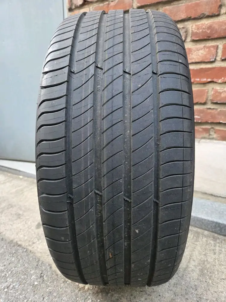 미쉐린e. PRIMACY 245/45 R19 타이어(가격인하) 이미지