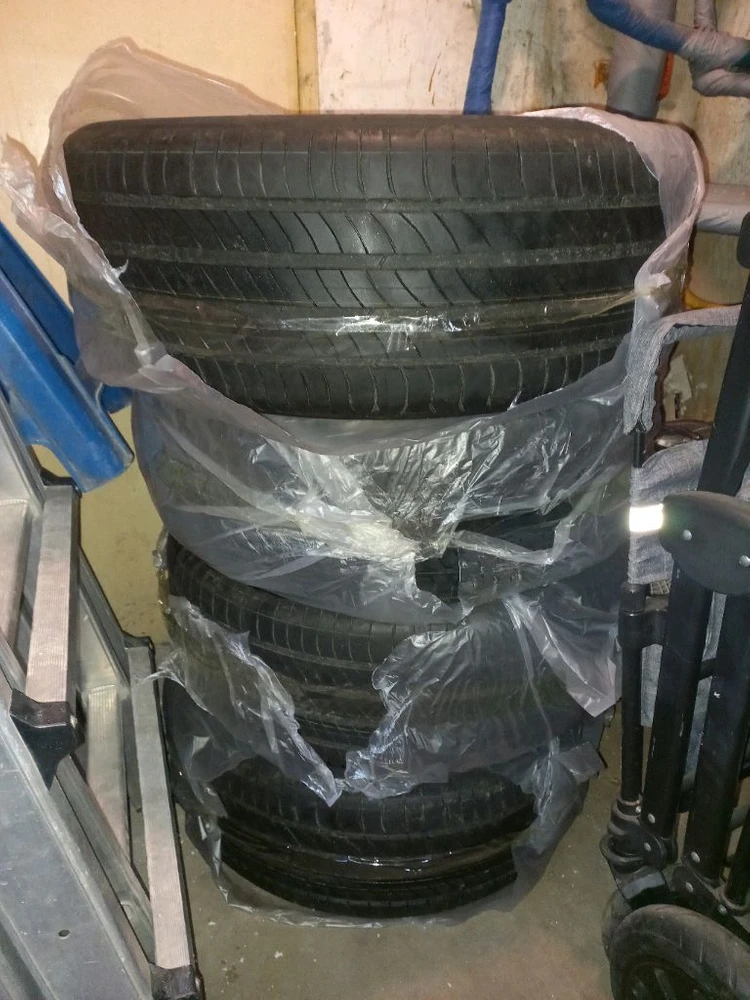 미쉐린e. PRIMACY 245/45 R19 타이어(가격인하) 이미지