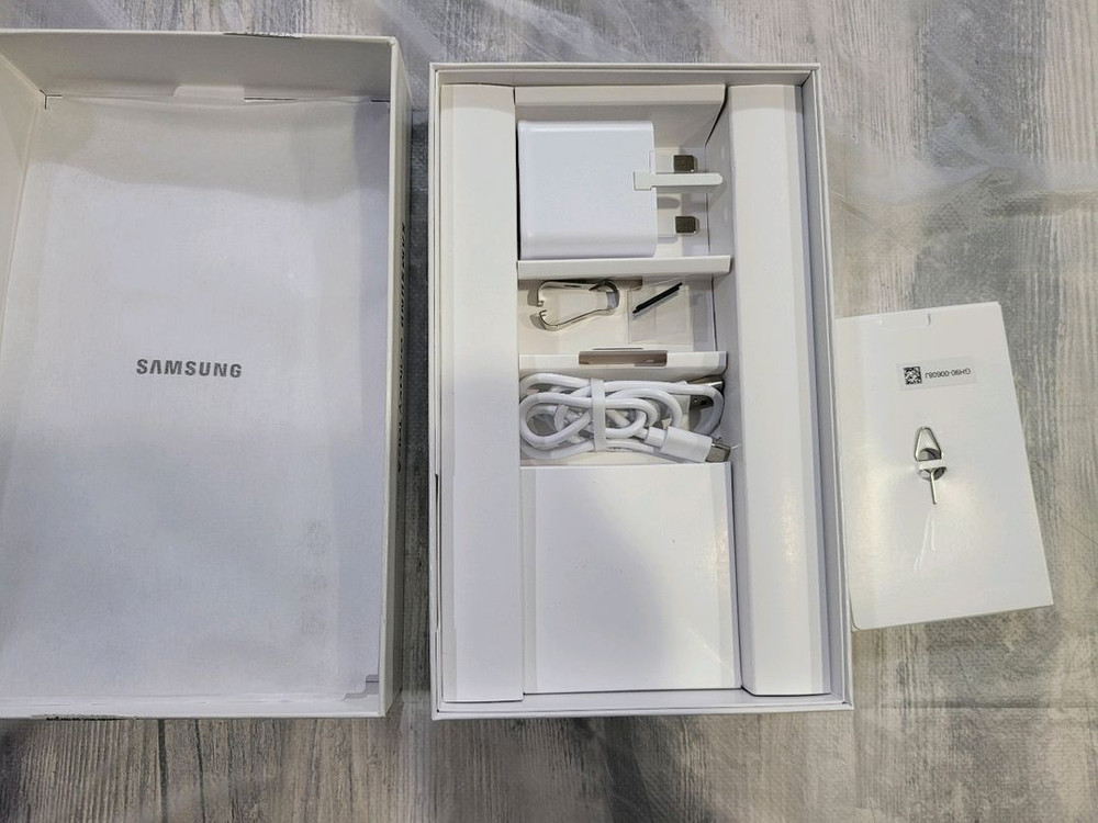 삼성 갤럭시 탭 A 8.0 S펜 32GB LTE p205 이미지