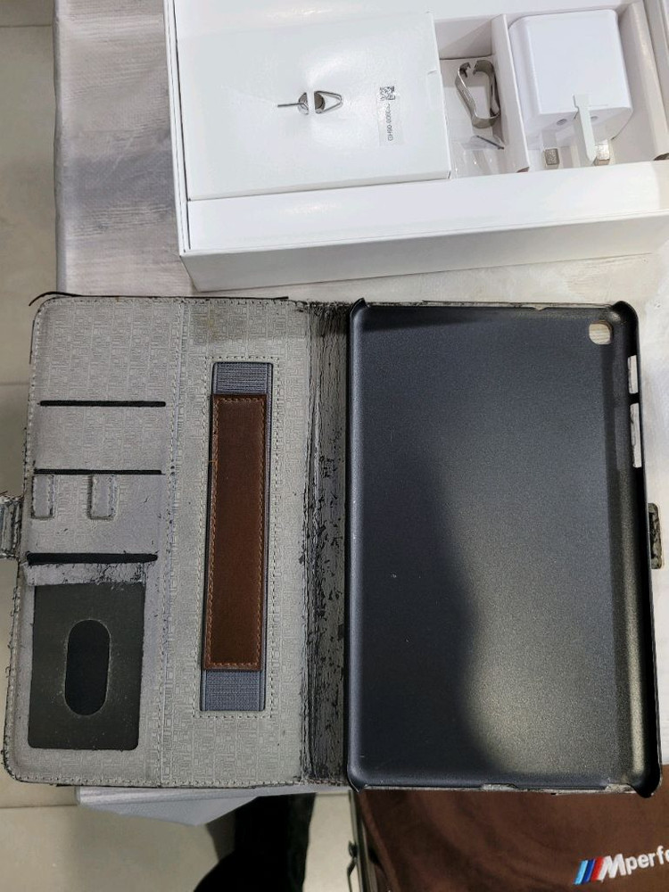 삼성 갤럭시 탭 A 8.0 S펜 32GB LTE p205 이미지