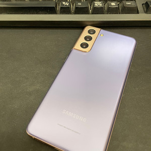 갤럭시S21 팬텀바이올렛 256GB 무잔상 상태좋은 중고20만9천팝니다 이미지