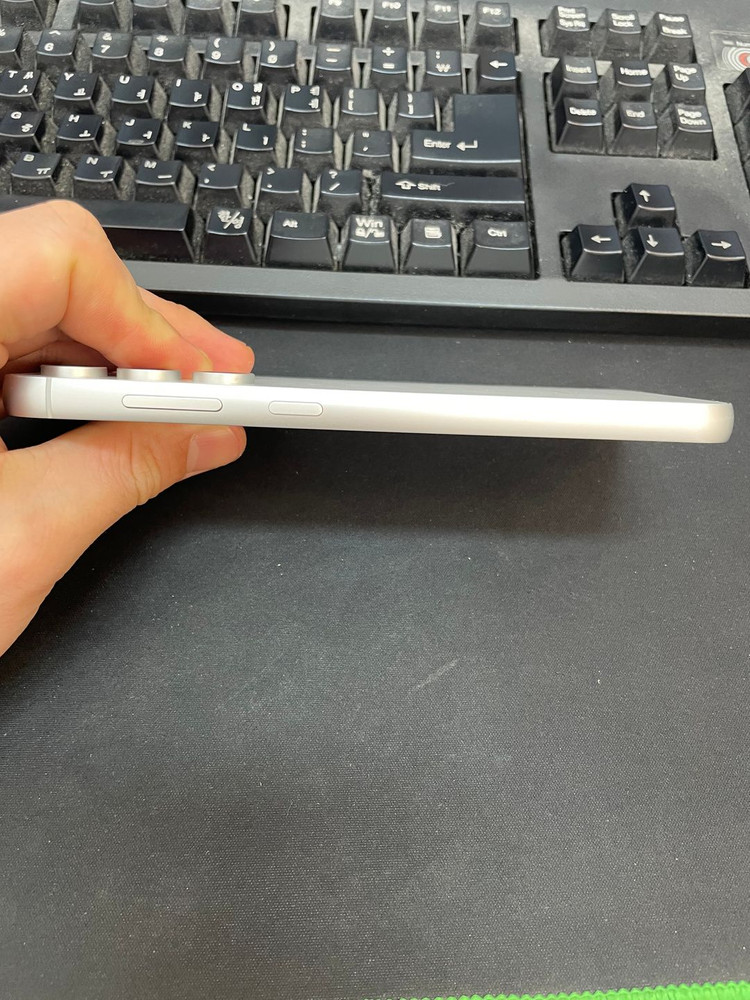갤럭시S23FE 크림 256GB 무잔상 상태좋은 중고36만팝니다 이미지
