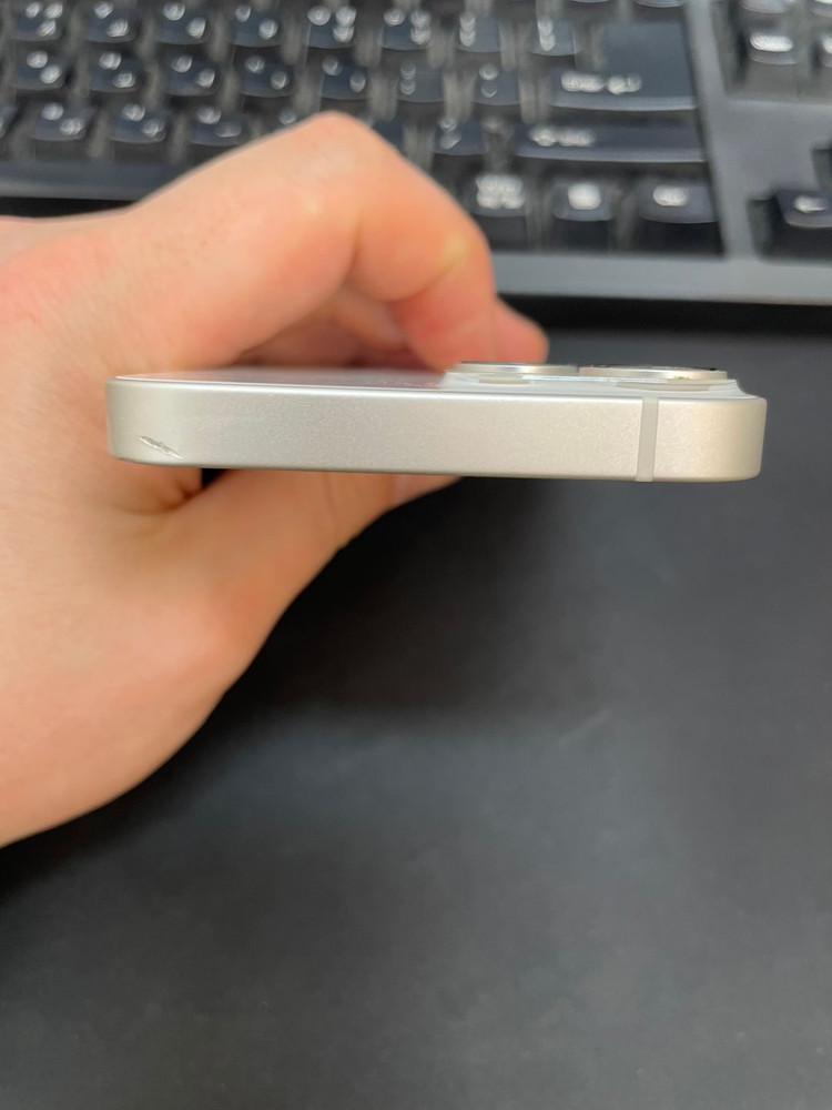 아이폰13미니 화이트 128GB 상태좋은중고30만2천팝니다. 이미지
