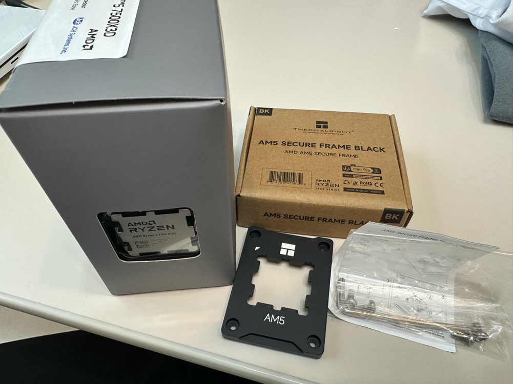 (새상품) 라이젠5 7500X3D CPU + 써멀라이트 AM5 소켓가이드 이미지