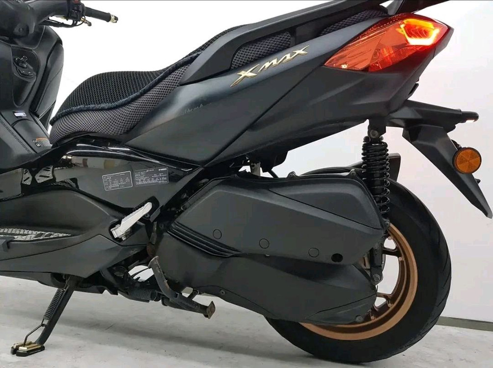 Xmax300 2022년 아크라포빅 구조변경 튜닝 판매합니다. 이미지