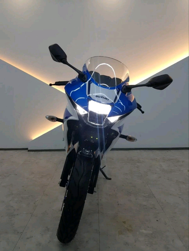 Gsxr125 2024년 낮은 키로수 상태 S급 판매 이미지