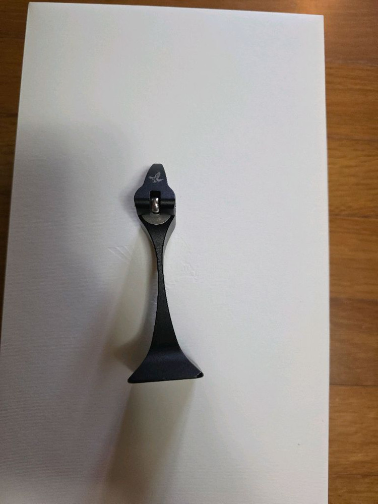 스와로브스키 NL 퓨어 14 52 쌍안경 이미지