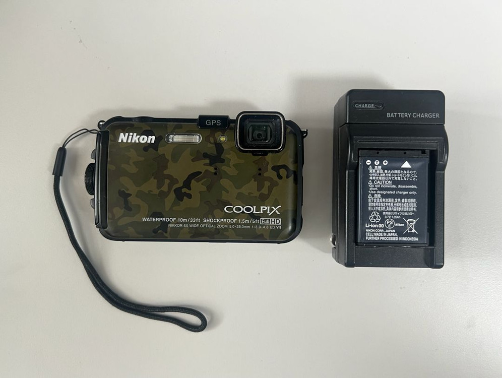 니콘 쿨픽스 nikon coolpix aw100 디카 빈티지 카메라 이미지