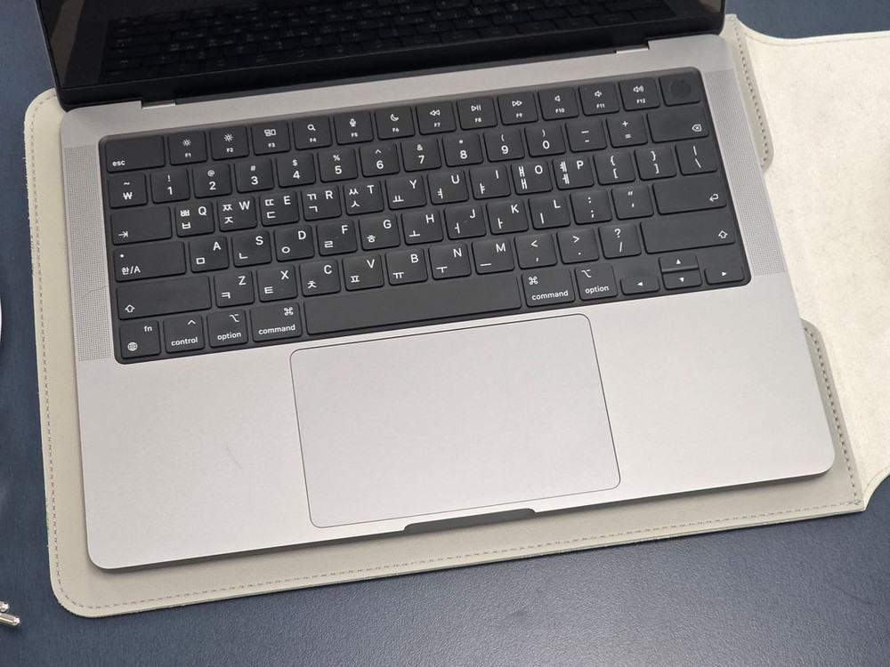 맥북 프로 M1 Pro 14인치 32gb 1tb 10코어 + 매직마우스 세트 이미지