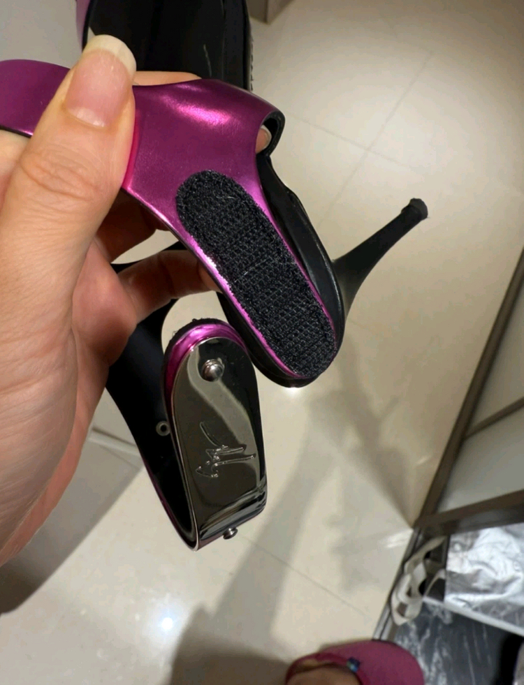 쥬세페자노티 정품 하이힐 이미지