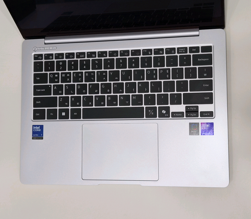 갤럭시북5 프로 14인치 Ultra 7 258V 32GB 2TB NT940XHA-KP72S 이미지