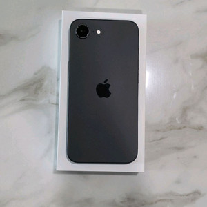 아이폰 17e 256GB 블랙 자급제 이미지