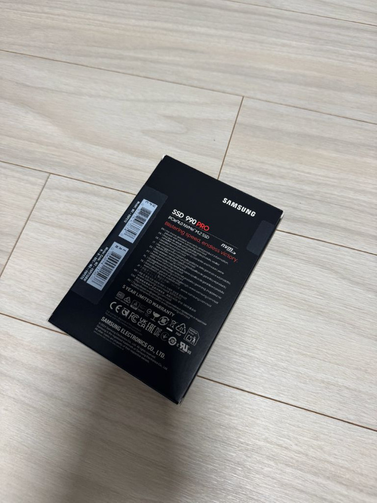 미개봉 새제품, 삼성 990 pro NVMe M.2 2TB SSD 이미지