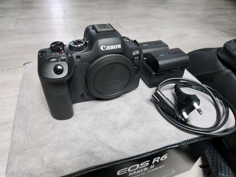 캐논 풀박 Eos r6 mark2 + 24-105L + 텐바 백팩 이미지