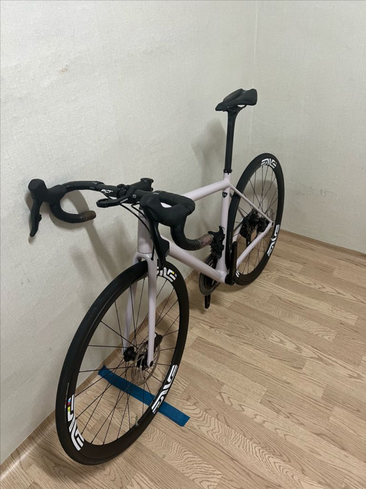 스페셜라이즈드 에이토스 로드 자전거 팝(엠티비, 에어로 대차 가능) 이미지