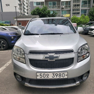 올란도 LPG LT 프리미엄 400만 이미지