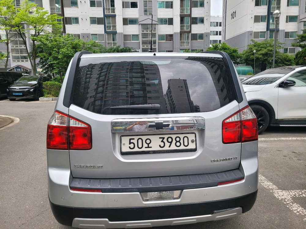 올란도 LPG LT 프리미엄 400만 이미지