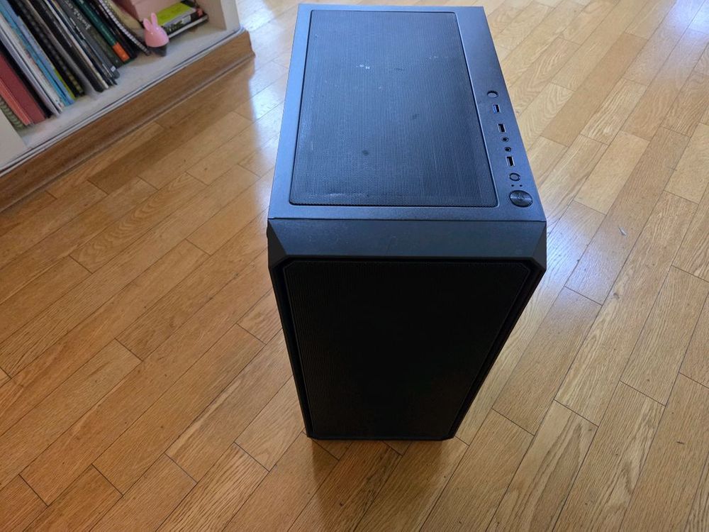 고사양 작업용 컴퓨터 팝니다 i7-14700KF / DDR5 32GB 이미지