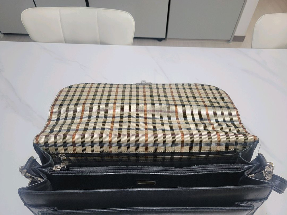 닥스 서류가방 이미지