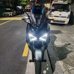 (야마하) XMAX 300 23년식 신차급 이미지