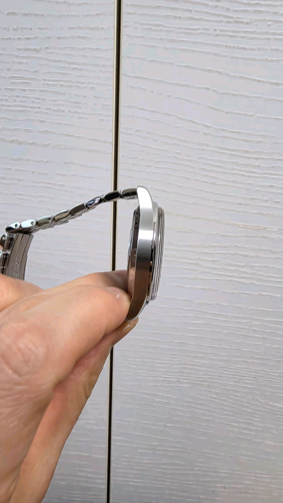 론진 레전드다이버 39mm 흰판(부산 직거래, 급매 X, 교환X) 이미지