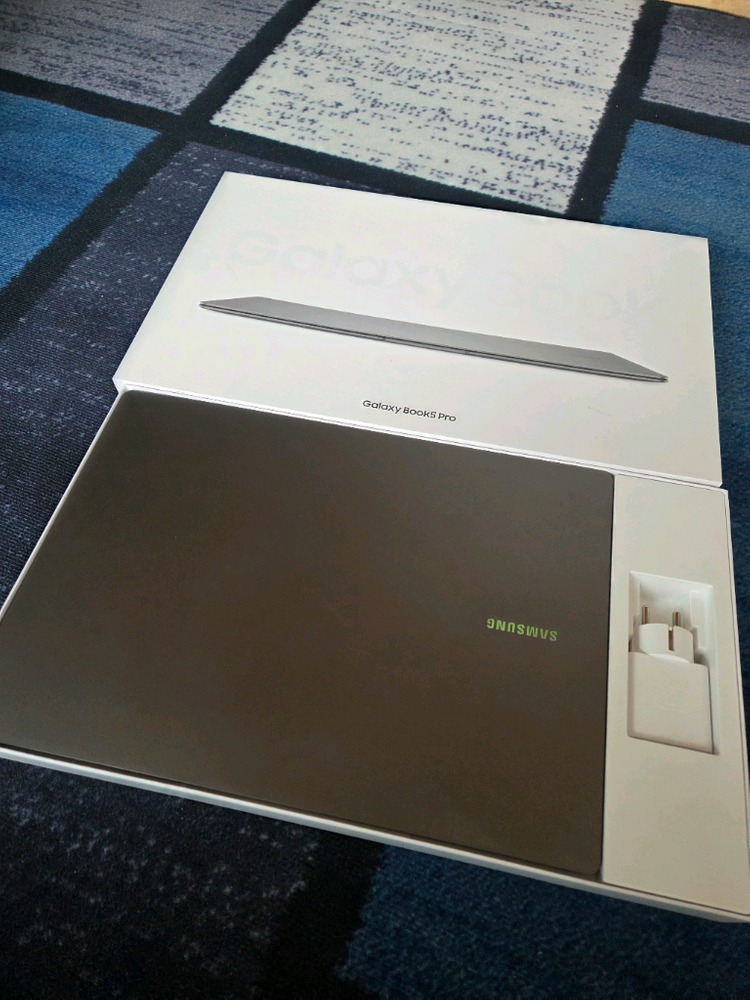 갤럭시북 5 프로 ultra7 32G 1TB 이미지
