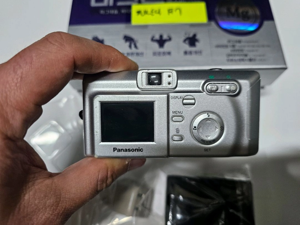 파나소닉 루믹스 DMC-F7 (올드디카) LUMIX DMC-F7 (라이카 렌즈) 이미지
