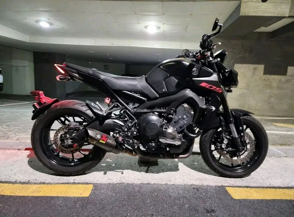 (야마하) MT09 아크라풀배기 18년식 판매 합니다 이미지