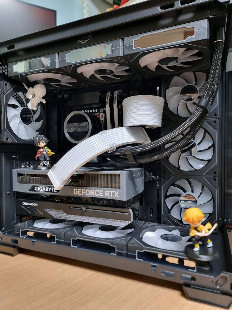초고사양 게임 & 작업용 컴퓨터 i9 13900k 윈도우 정품 포함. 이미지