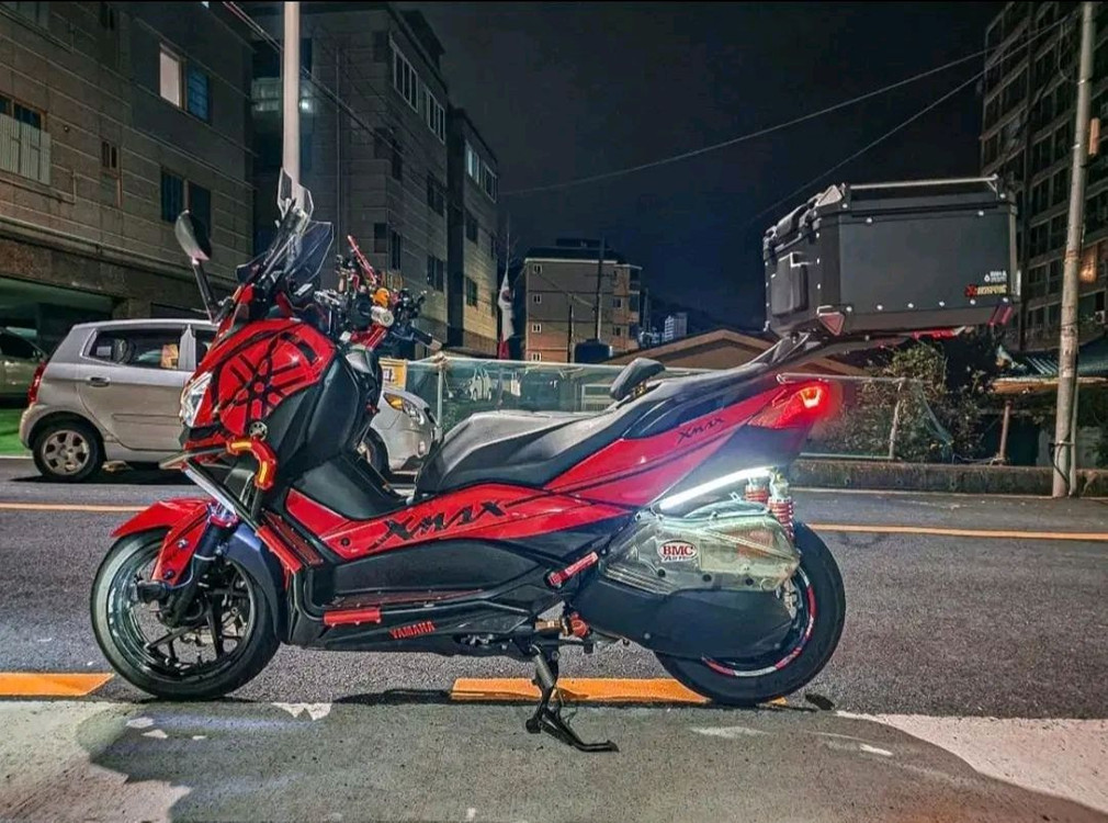 야마하 XMAX 300 풀튜닝 22년식 판매합니다 이미지