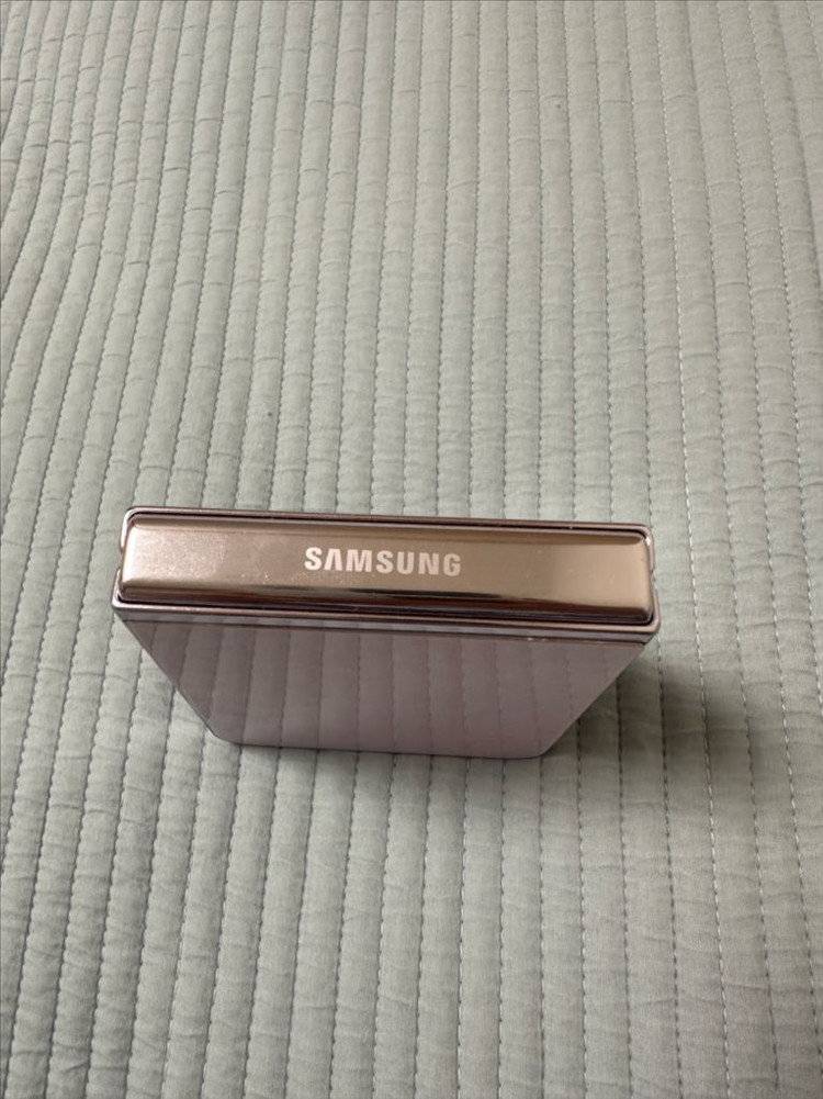 갤럭시 Z 플립 5 256GB 라벤더 이미지