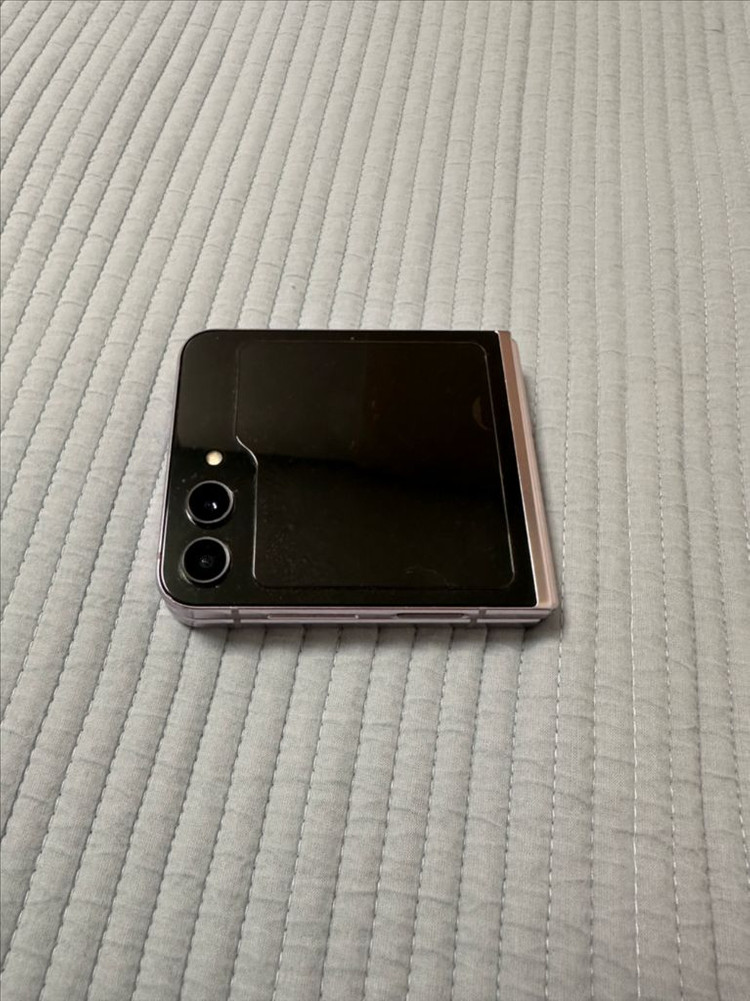 갤럭시 Z 플립 5 256GB 라벤더 이미지