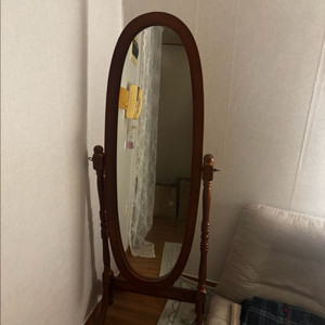 원목 전신거울 이미지