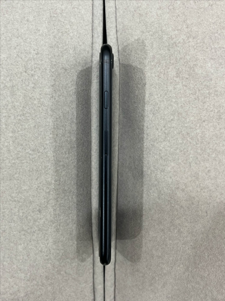 리퍼폰 아이폰se3 128g 미드나이트 이미지