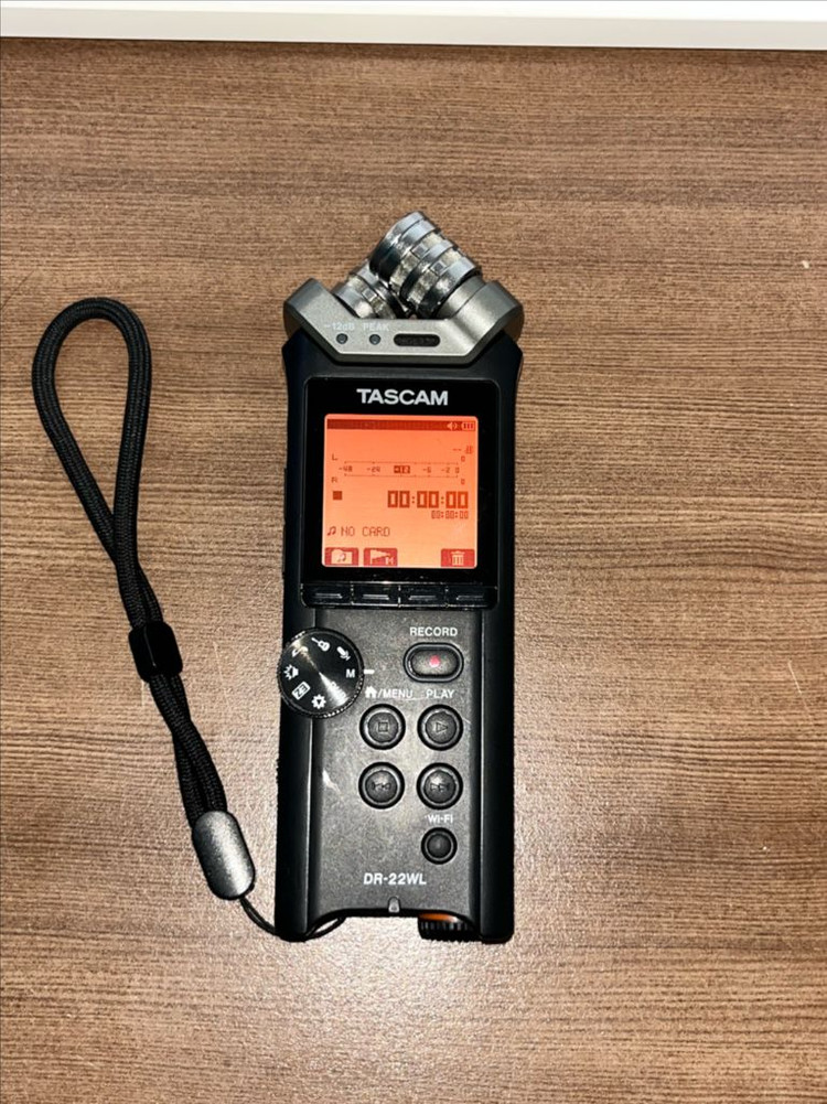 TASCAM DR-22WL 녹음기 이미지