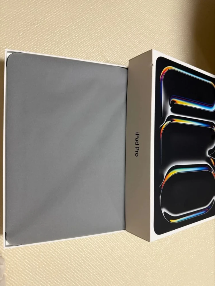 아이패드 프로 11 M5 256gb (와이파이) - 안심되는 중고거래