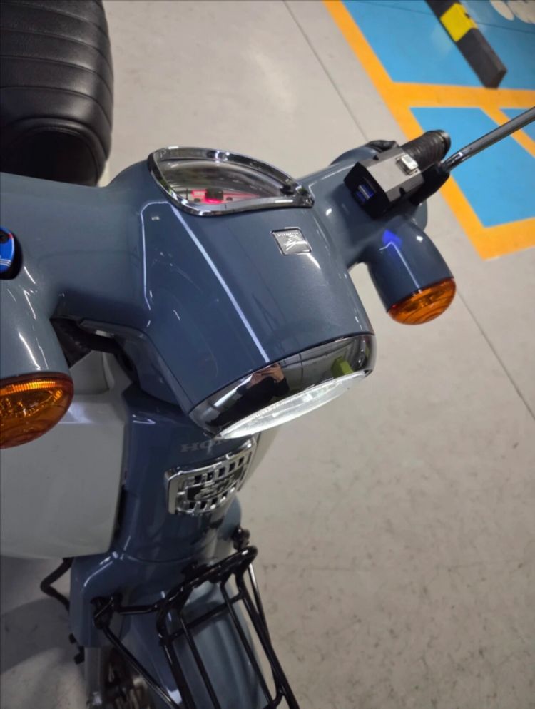 혼다 슈퍼커브110 25년식 500km 판매합니다 이미지