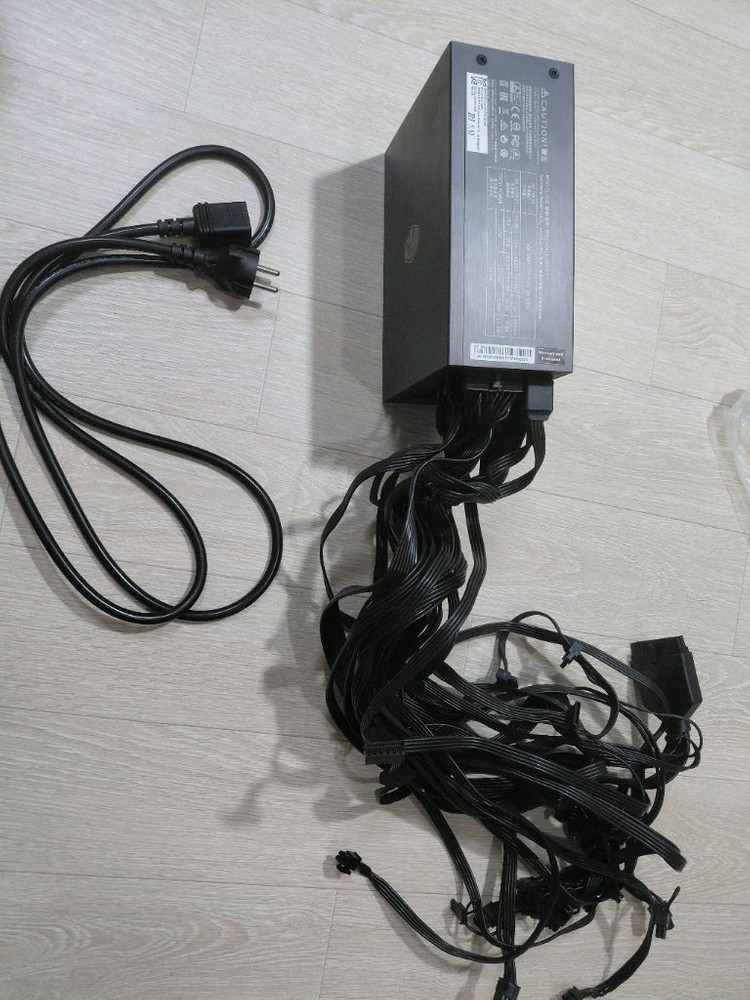 쿨러마스터 MASTERWATT 1500W 파워 /상태좋음 이미지