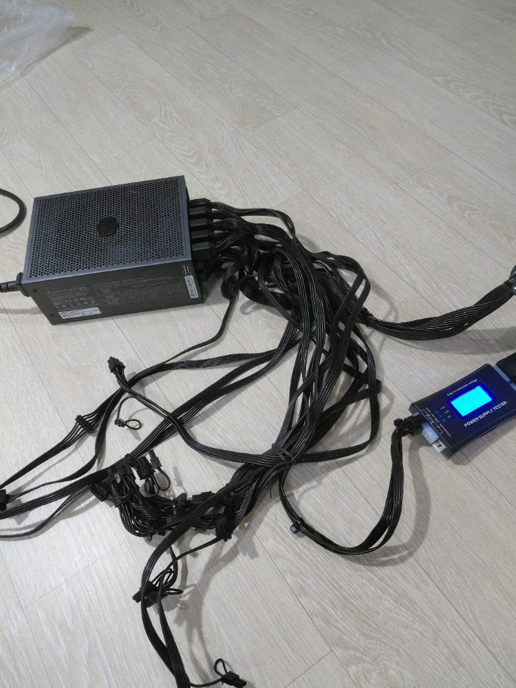 쿨러마스터 MASTERWATT 1500W 파워 /상태좋음 이미지