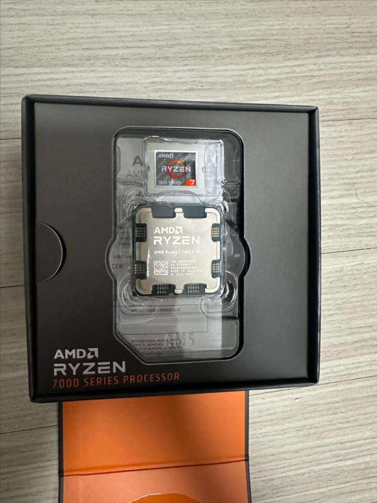 국내정발 AMD 라이젠7 7800X3D CPU 이미지