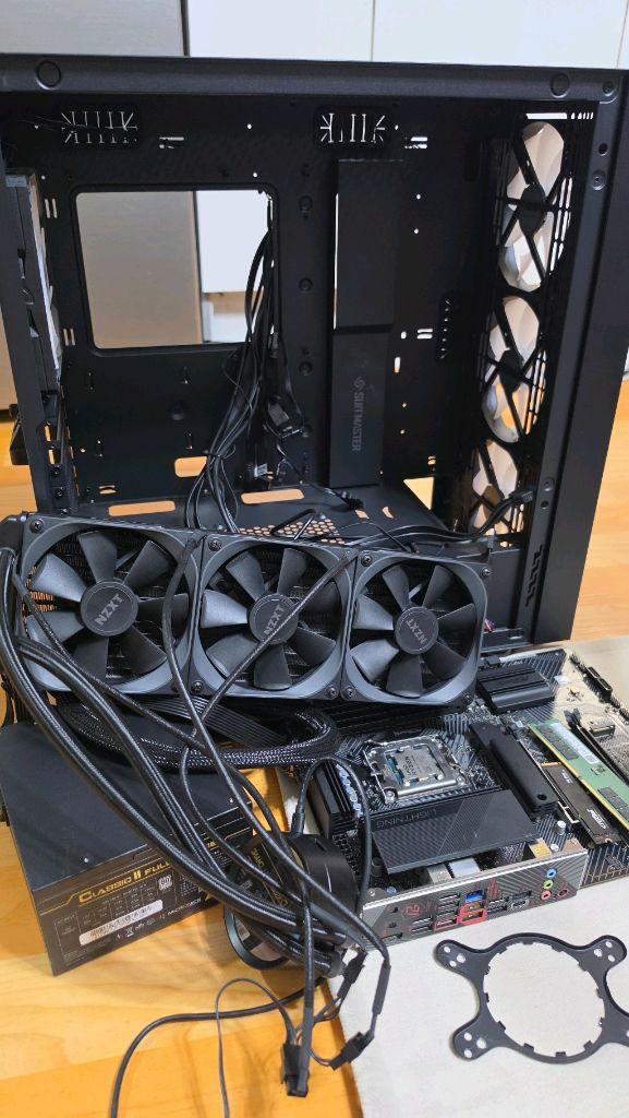 라이젠 7800x3d rtx5070 컴퓨터 본체 이미지