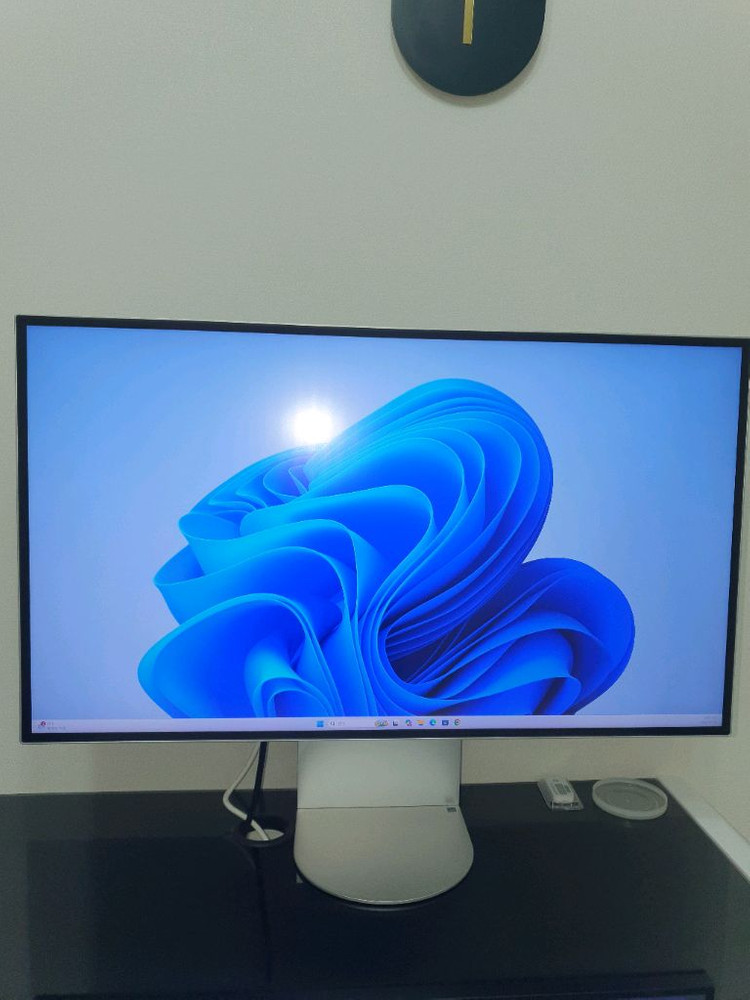 lg32인치 6k 모니터 모델명 32u990as 이미지