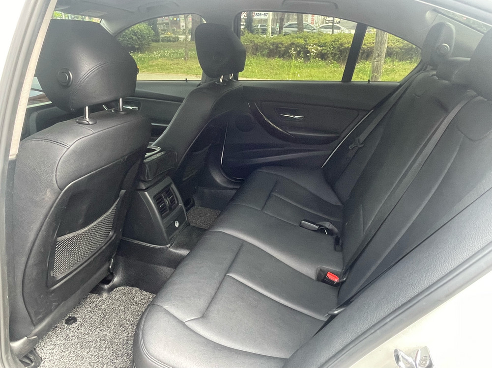 bmw 320d 흰색 대전 개인판매 이미지