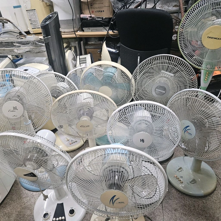 스탠드형 선풍기 무척시원합니다 랜덤발송 개당가격 입니다 이미지