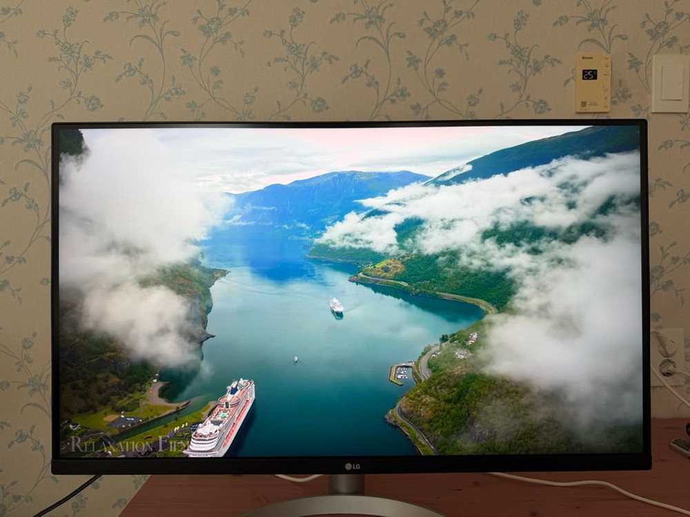 LG 32인치 UHD 4K 모니터 32UP830K 팜니다 이미지