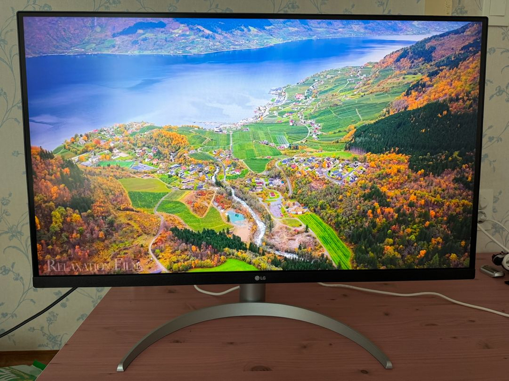 LG 32인치 UHD 4K 모니터 32UP830K 팜니다 이미지