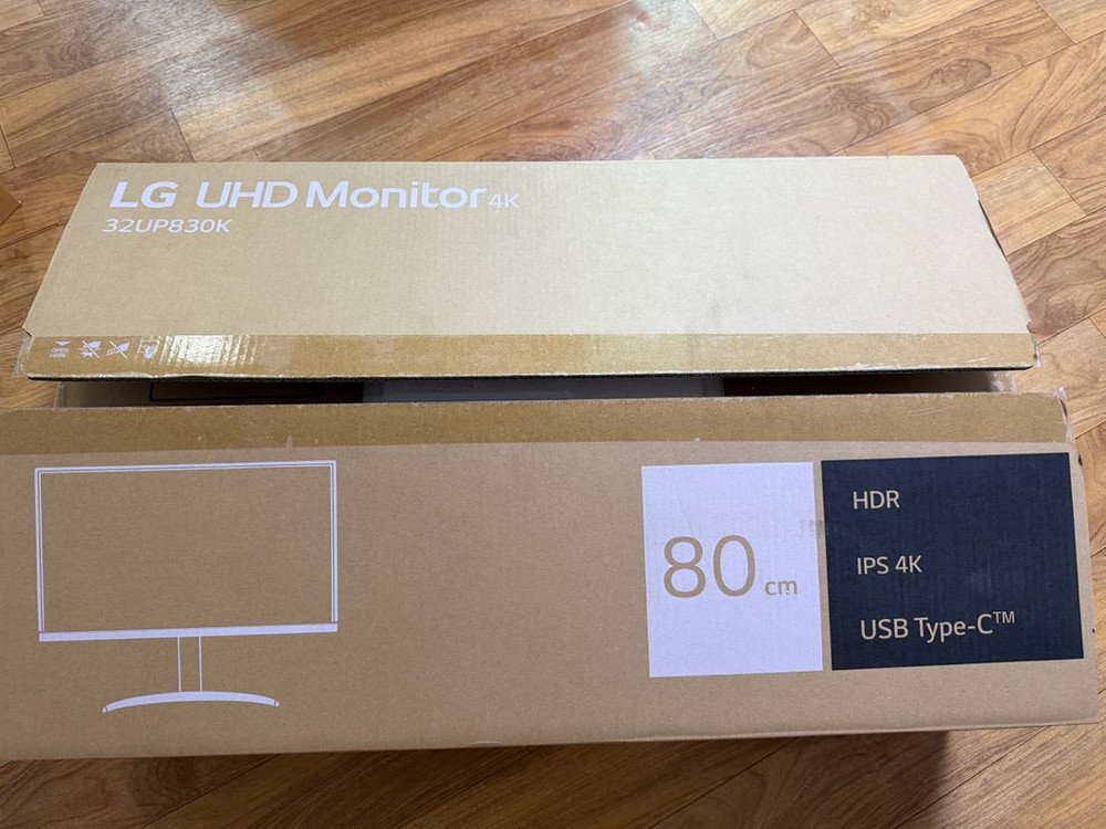LG 32인치 UHD 4K 모니터 32UP830K 팜니다 이미지