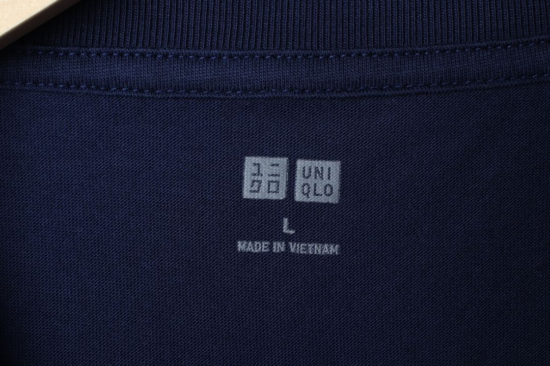 (L-XL) 유니클로 반팔 티셔츠 브이넥 네이비 무지 이미지