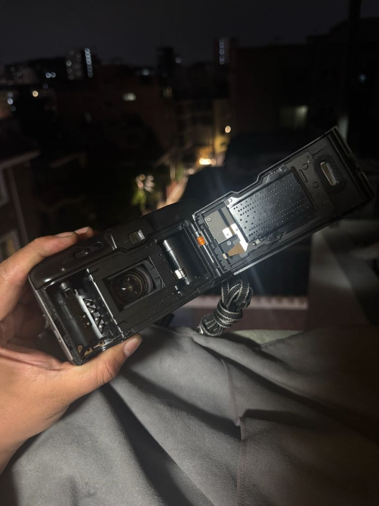 캐논 오토보이 S 필름 카메라 이미지