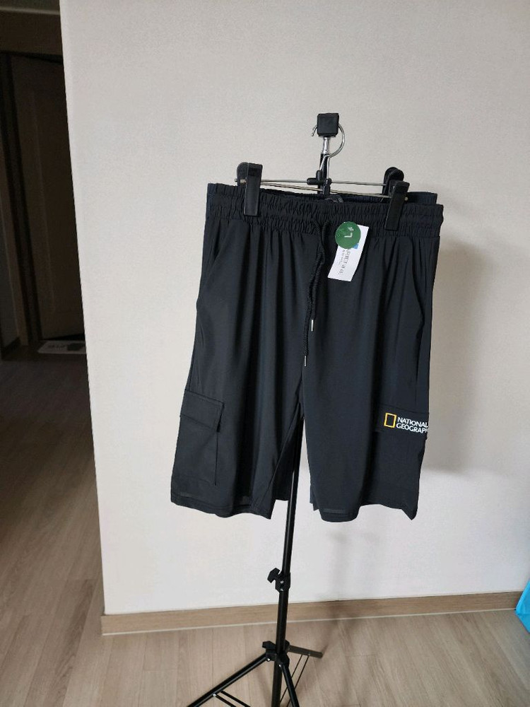 내셔날지오그래픽 반바지 L 블랙 먹색 이미지